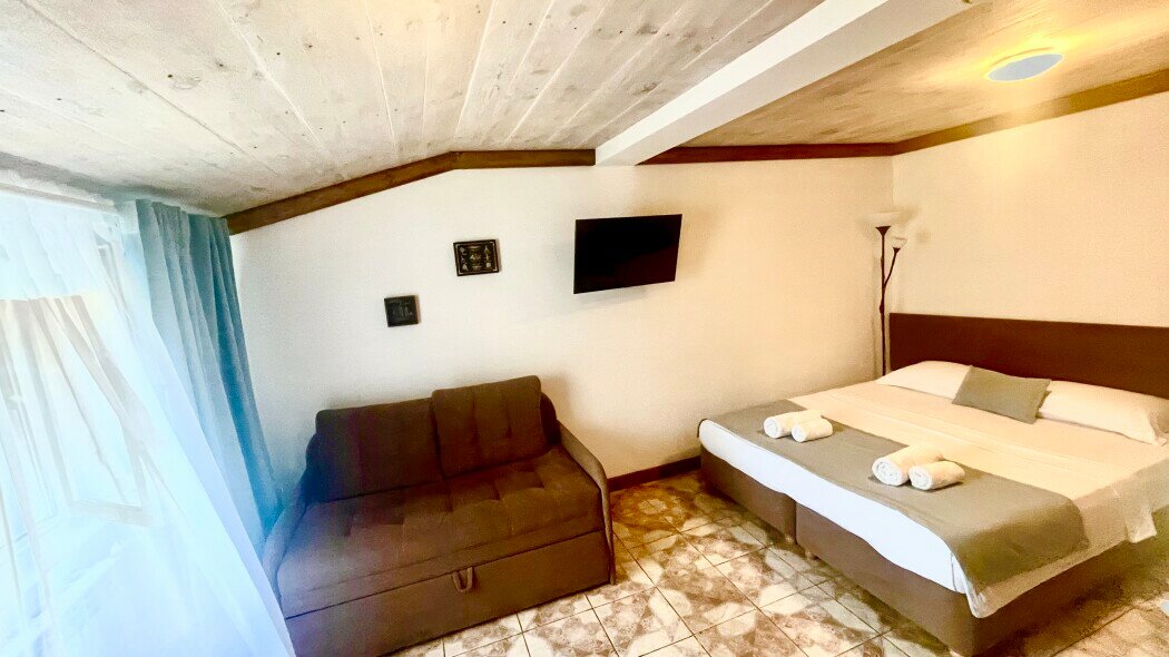 Гостиница Вилла Коронелло  Феодосия