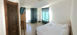 Гостиница Вилла Коронелло  Феодосия Номер с кроватью размера «king-size»-5