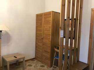 Гостиница Вилла Коронелло  Феодосия Стандарт улучшенный трехместный (1*2,0 сп. + 2х местный диван)-10